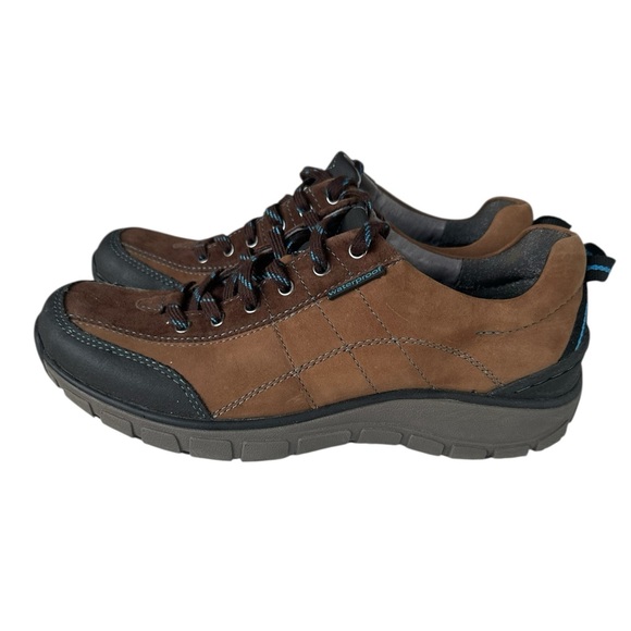 Clarks Wave Brown and Black Women's Orthopedic Walking Sneakers - Picture 1 of 10